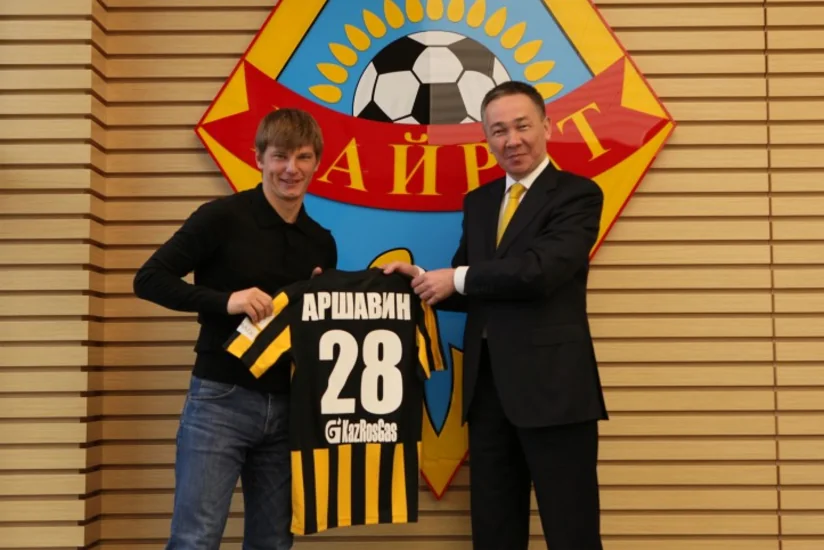 Andrey Arşavin Qazaxıstanın Kayrat klubuna transfer olunub