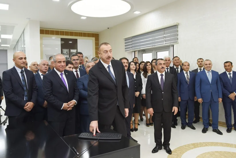 Prezident İlham Əliyev Qobustan şəhərinə içməli suyun verilməsi mərasimində iştirak edib