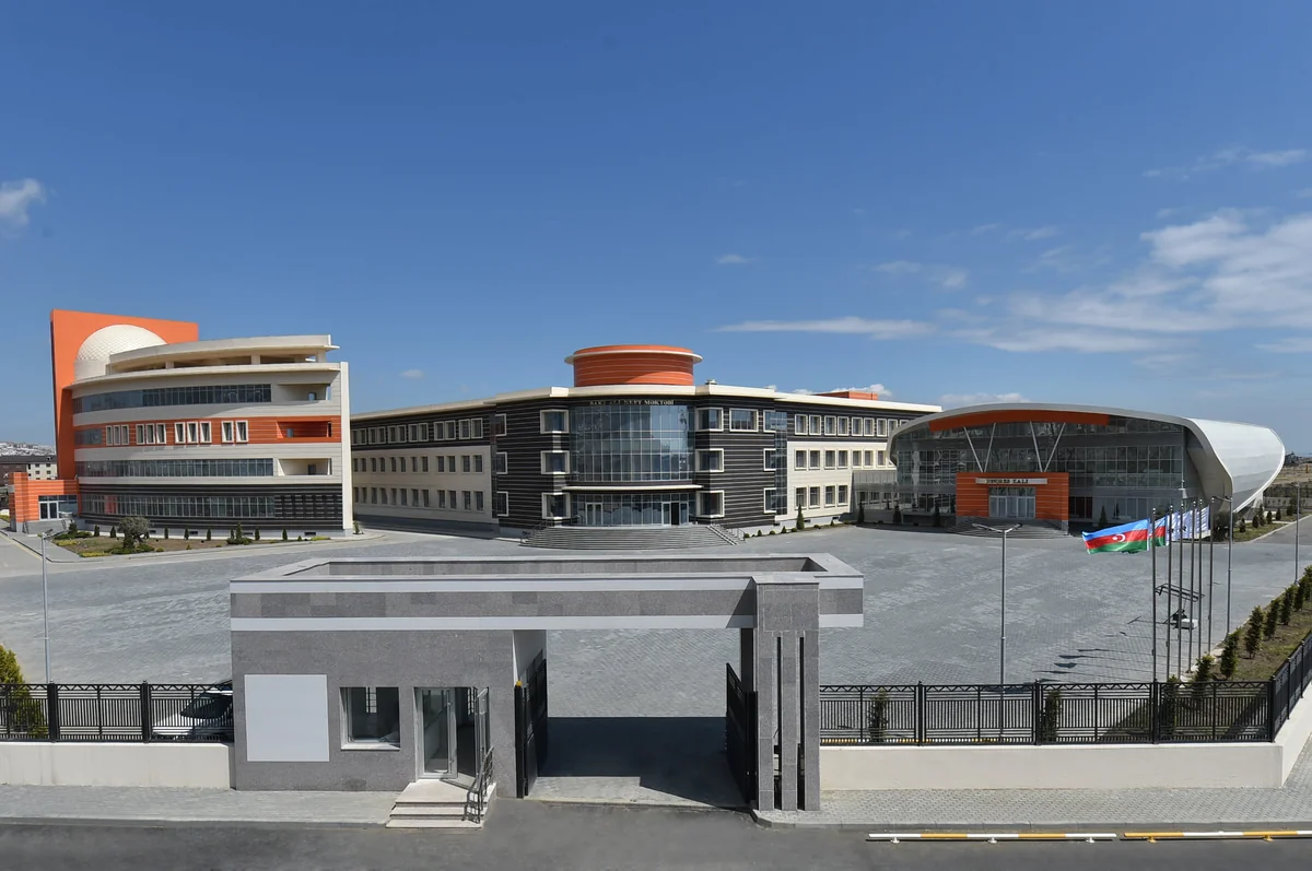 Bakı Ali Neft Məktəbi ən yüksək keçid balı ilə yenə ölkə birincisi oldu