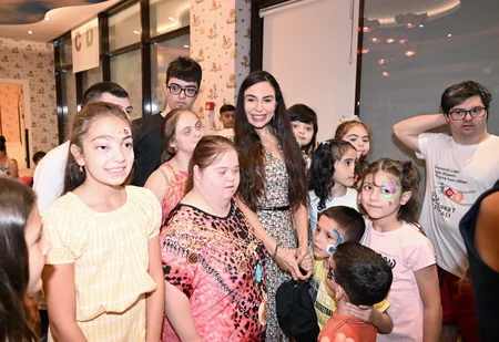 First Vice-President Mehriban Aliyeva attends celebration organized for children by Heydar Aliyev Foundation
