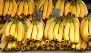 Alimlər banan tullantılarından parik və tekstil hazırlamağa nail olublar