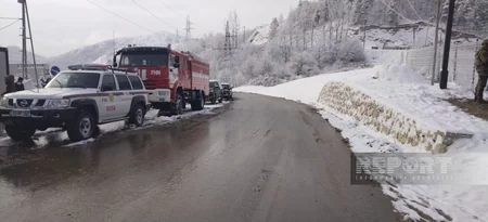 В Шуше восстановлено движение автомобилей после снегопада