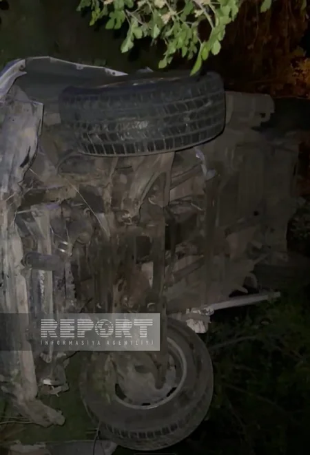 Babək rayonunda avtomobil aşıb, xəsarət alanlar var