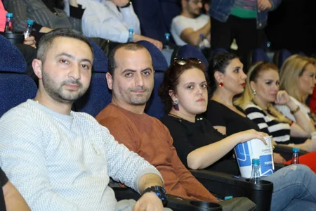 “CinemaPlus”da “Qanunun zərif əli” komediyası nümayiş etdirilib