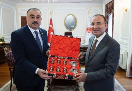 Azerbaijani envoy meets Turkish minister of justice