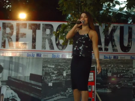 Azərbaycanın estrada müğənniləri “Retro Bakı” proqramında çıxış ediblər