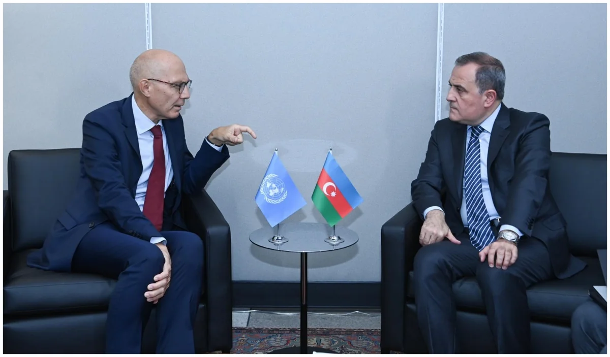 Ceyhun Bayramov Volker Türklə postmünaqişə dövründə bölgədə mövcud vəziyyəti müzakirə edib