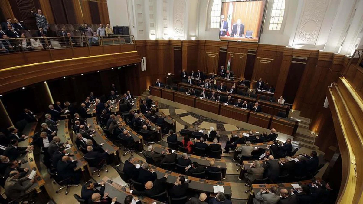 Livan parlamenti ölkənin yeni prezidentini seçəcək