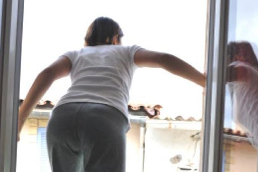 В Ясамале девушка пыталась покончить с собой