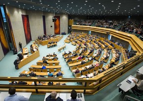 Niderland parlamenti baş nazirə etimadsızlıq təklifini dəstəkləmədi