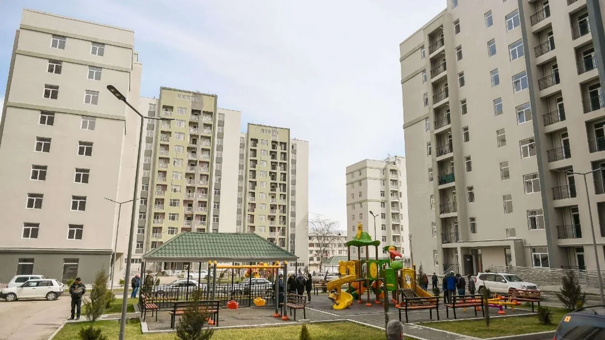 Sosial evlər Azərbaycanın daşınmaz əmlak bazarında qiymətlərə necə təsir edir?