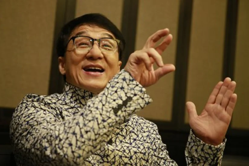 Джеки Чан захотел вступить в коммунистическую партию Китая