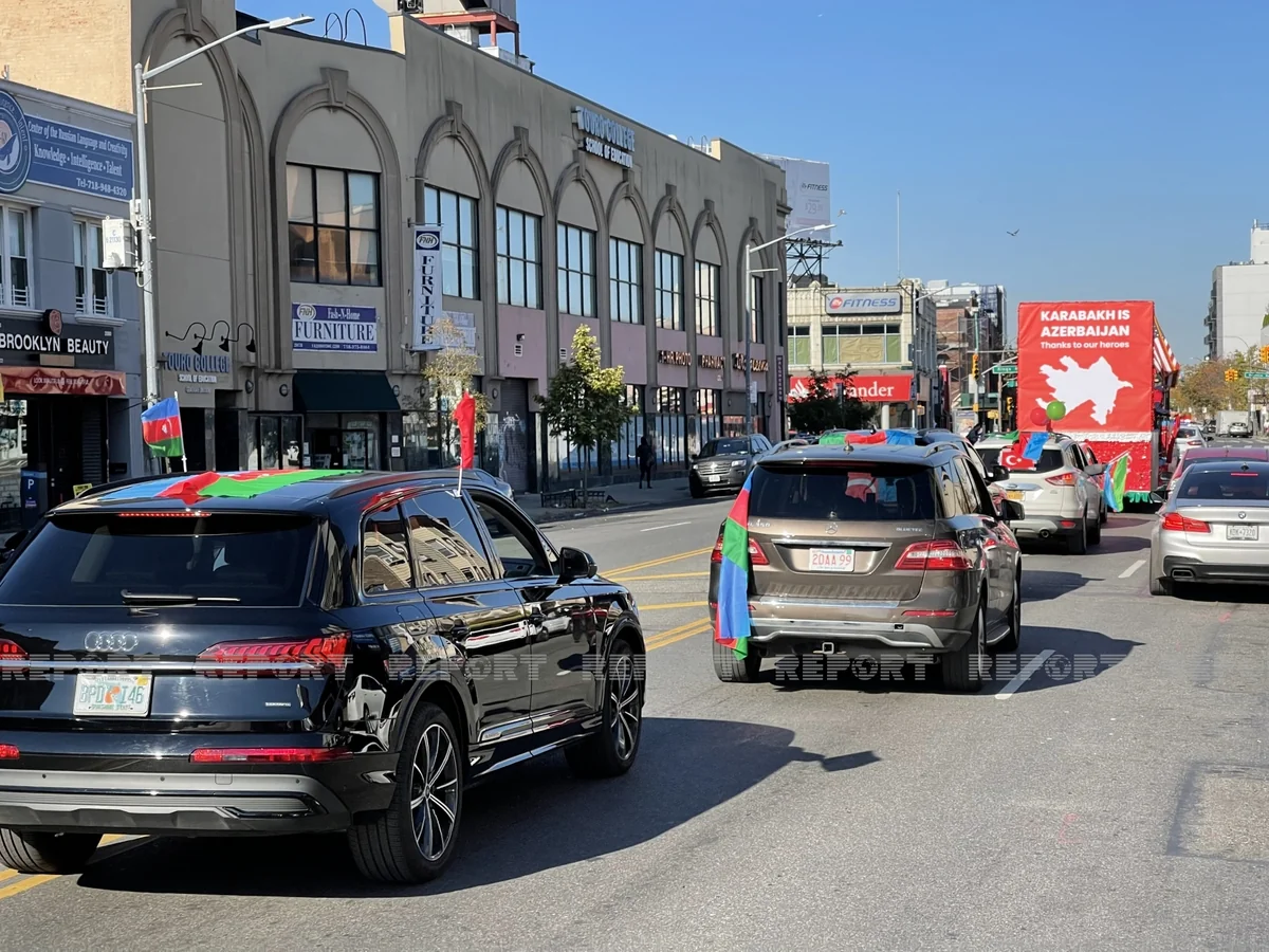 ABŞ-da Zəfər Günü münasibətilə avtoyürüş keçirilib