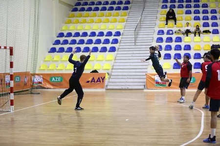 Həndbol üzrə Azərbaycan çempionatında növbəti oyunlar keçirilib