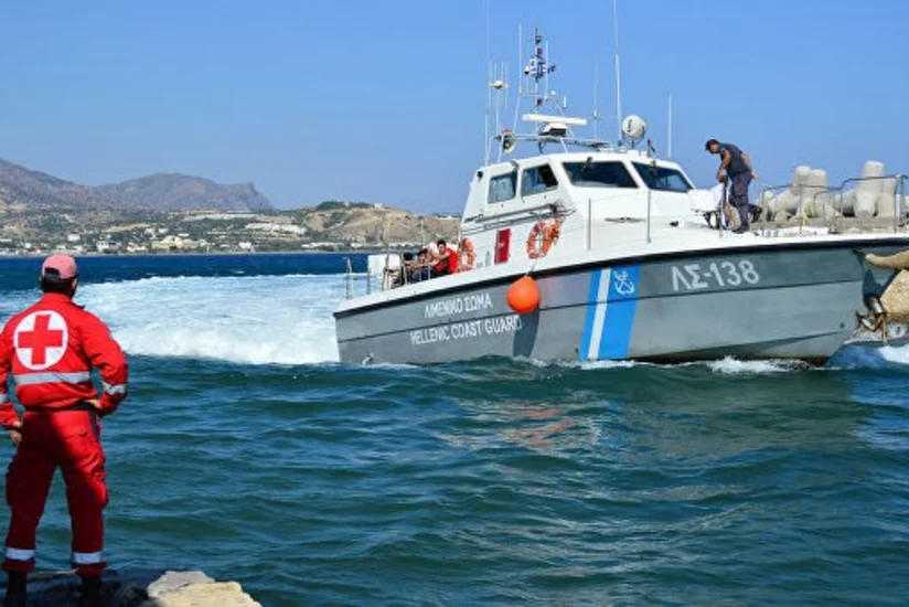Yunanıstanın Samos adası yaxınlığında miqrantları daşıyan qayıq batıb