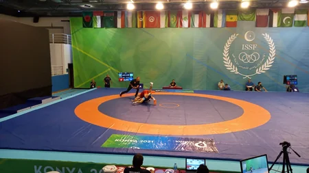 İslamiada: Azərbaycanın 4 güləşçisi finalda, Kolesnik gümüş medal qazanıb