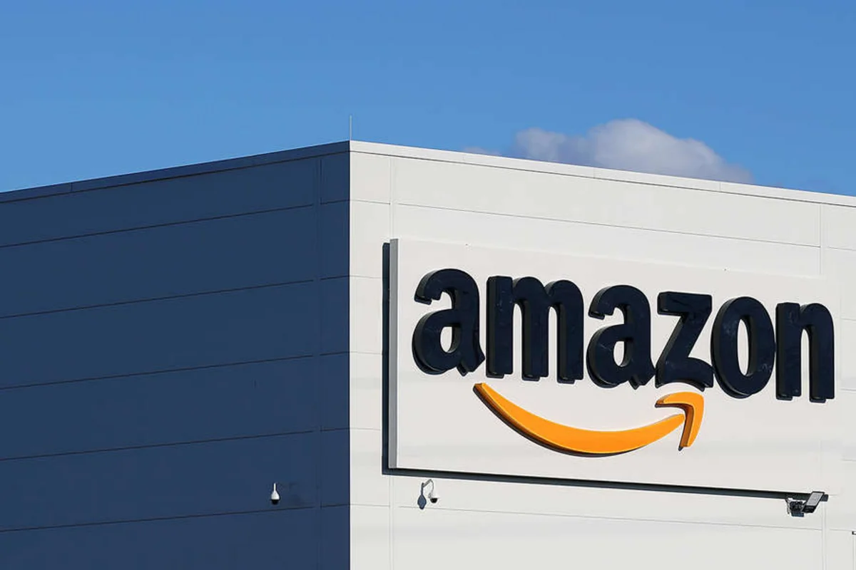 Тысячи сотрудников Amazon потребовали от гендиректора вернуть удаленный формат работы