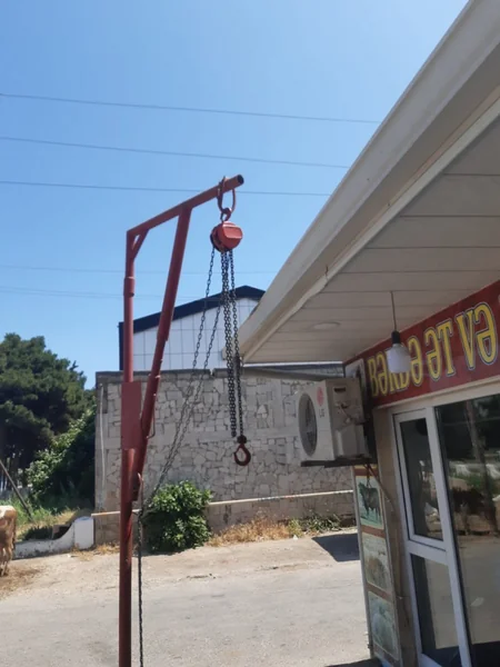 Suraxanıda reyd keçirilib, qanunsuz heyvan kəsimi və ət satışı məntəqələri aşkarlanıb