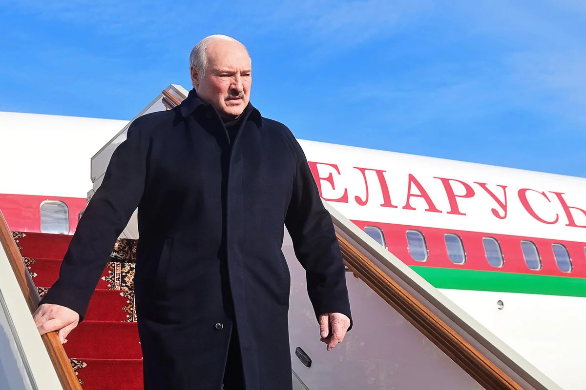 Лукашенко прибыл с рабочим визитом в Москву