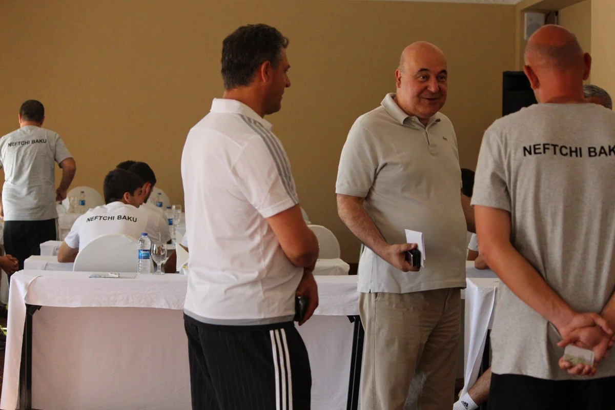 Çingiz Abdullayev Neftçinin düşərgəsində olub - FOTO