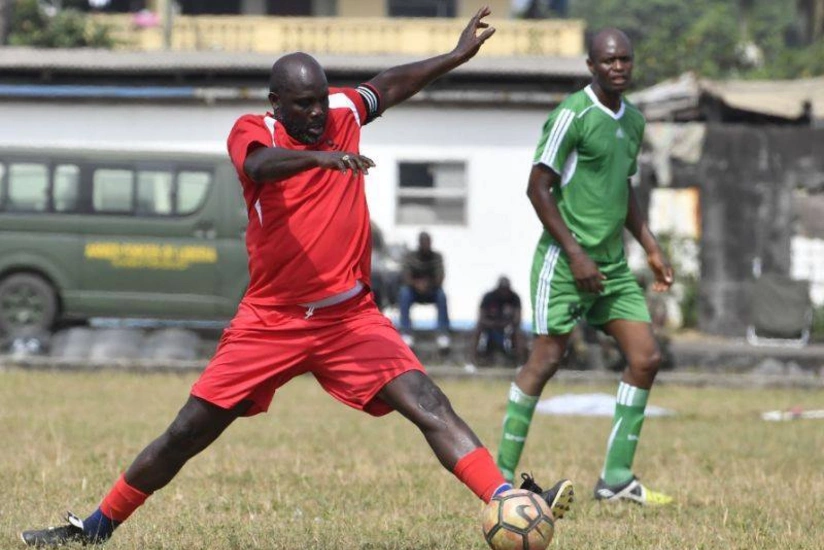 Liberiya prezidenti 51 yaşında Nigeriya yığması ilə yoldaşlıq görüşündə çıxış edib - VİDEO