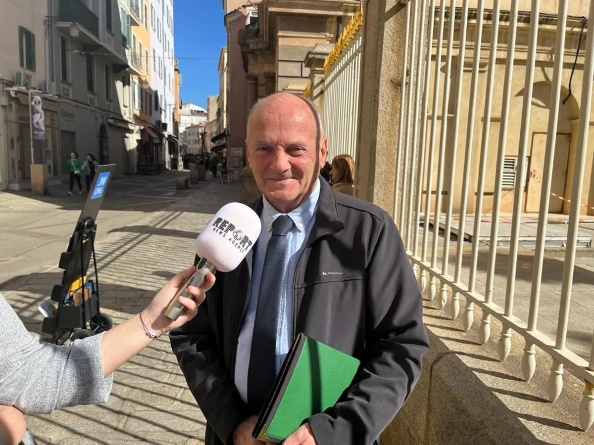 Islander: Fight to expand use of Corsican language must be strengthened
