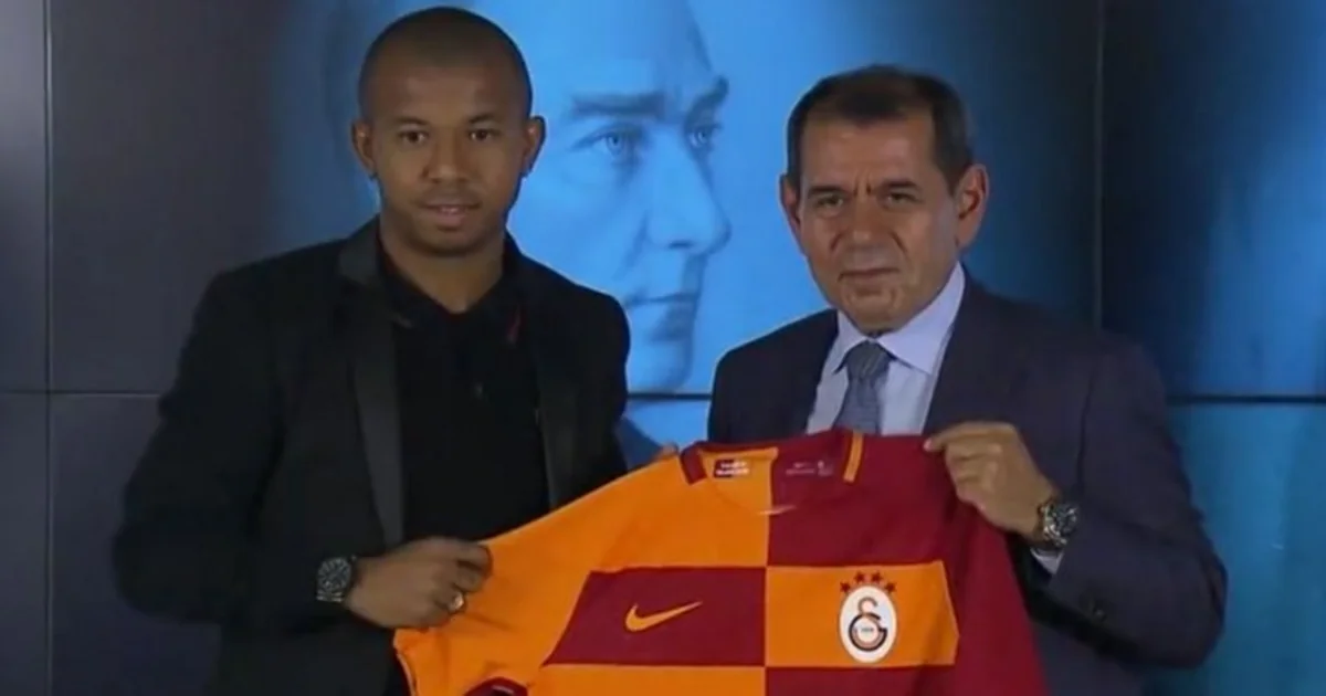 Sevilyanın futbolçusu Qalatasarayla müqavilə bağlayıb