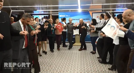 Türkiyədəki azərbaycanlılar Müstəqillik günü münasibətilə tədbir keçiriblər - FOTO - VİDEO