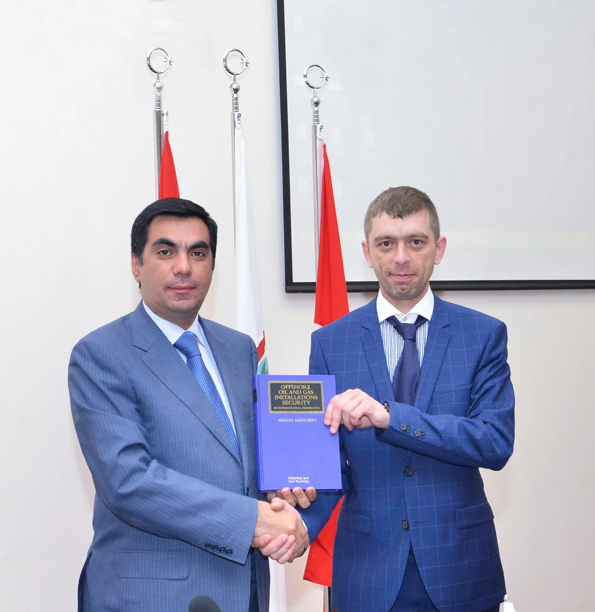 ‘Offshore Oil and Gas Installations Security, an International Perspective’ Book presented at BHOS