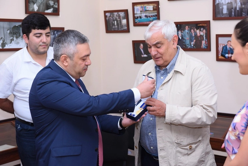 Kamal Abdulla “Azərbaycan diplomatik xidmət orqanları - 100” medalı ilə təltif edilib