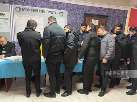 Polling station chair in Khazar Second Constituency No. 13: Citizens freely exercise their right to vote