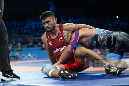 Paris-2024: Azərbaycanın yunan-Roma güləşçisi məğlub olub