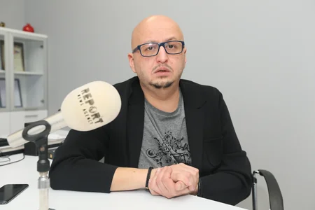 Cəfər Axundzadə: “Qızıma söz vermişəm ki, tezliklə siqareti atacağam - MÜSAHİBƏ