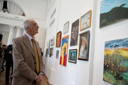 Polad Bülbüloğlunun təşəbbüsü ilə xarici diplomatların yaradıcılıq sərgisi açılıb