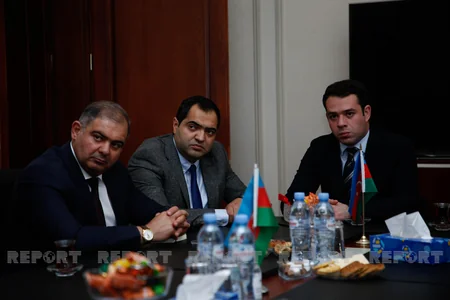 Mədəniyyət Nazirliyi Gürcüstanın azərbaycanlı icmasına milli rəqs geyimləri hədiyyə edib