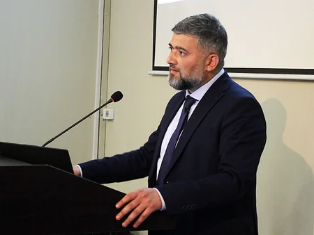 Azərbaycan klublarına lisenziyalar təqdim olunub