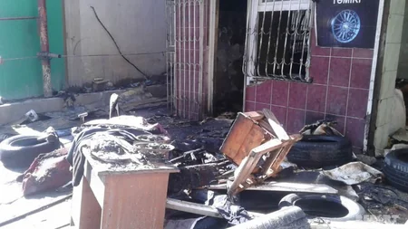 Bakıda avtoyuma məntəqəsində yanğın olub - FOTO - VİDEO - YENİLƏNİB