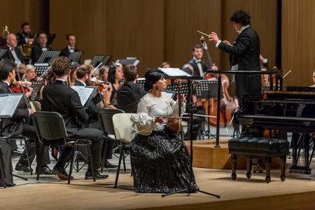 Tekfen Filarmoniya Orkestri Bakıda “100 il” adlı konsert proqramı ilə çıxış edib
