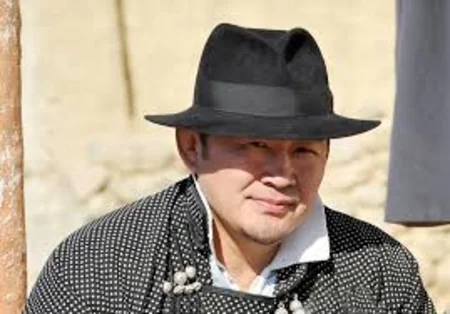 Monqol Elində demokratların lideri prezident seçilib