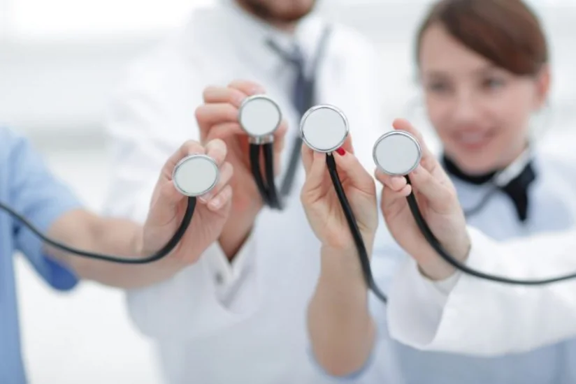 Ogtay Shiraliyev signs order to involve youth in volunteering in healthcare