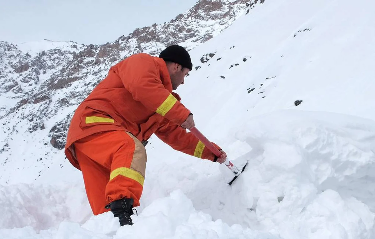 Rusiyada qar uçqunu nəticəsində uşaq ölüb - YENİLƏNİB