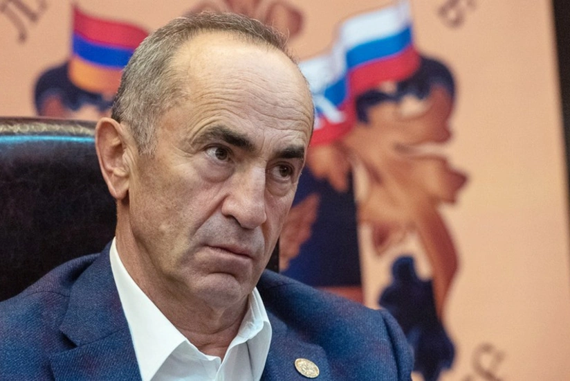 Robert Köçəryan müalicə üçün Almaniyaya gedib