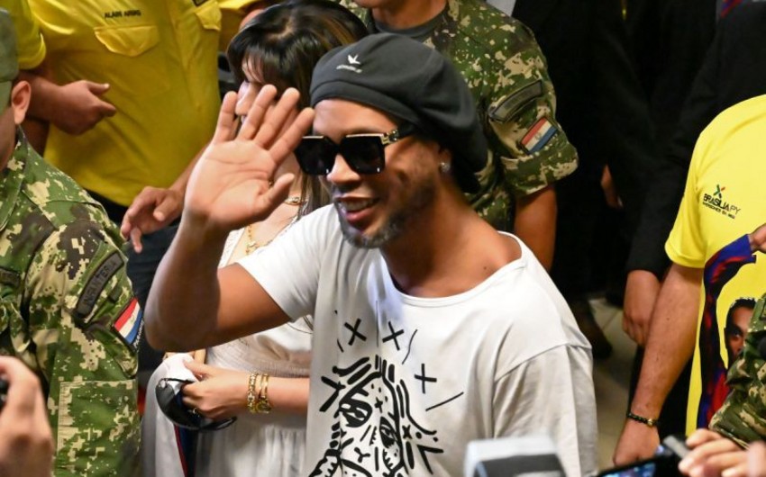Ronaldinyo həbsdən azadlığa buraxıldı
