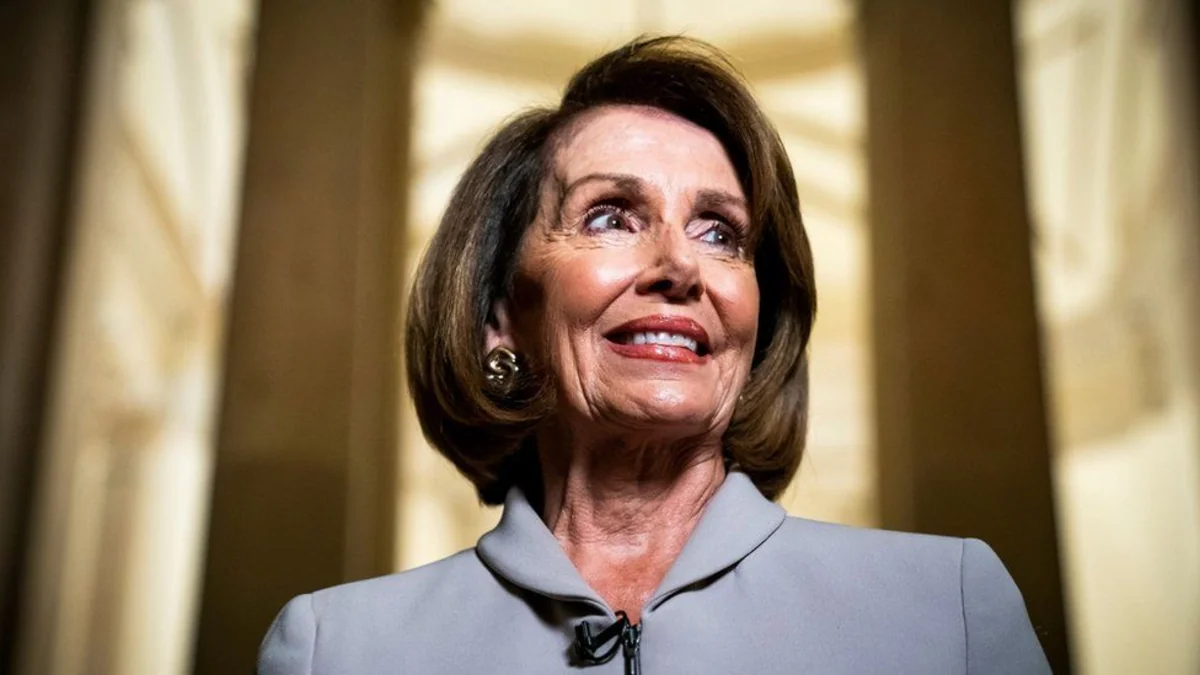 Nensi Pelosi Cənubi və Şimali Koreya ilə sərhədə səfər edəcək