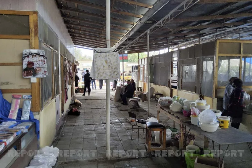 Kürdəmirdə bazarda sanitar qaydaların kobud şəkildə pozulması aşkarlanıb