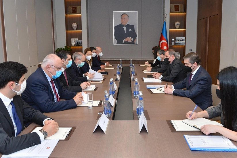 Ceyhun Bayramov TBMM-in Xarici əlaqələr komissiyasının sədrini qəbul edib