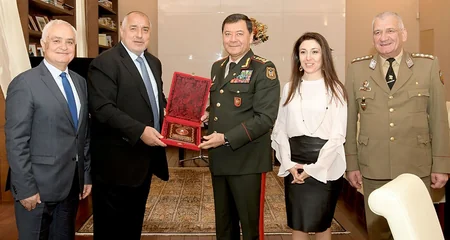 Azərbaycan Ordusunun Baş Qərargah rəisi Bolqarıstanın Baş naziri ilə görüşüb