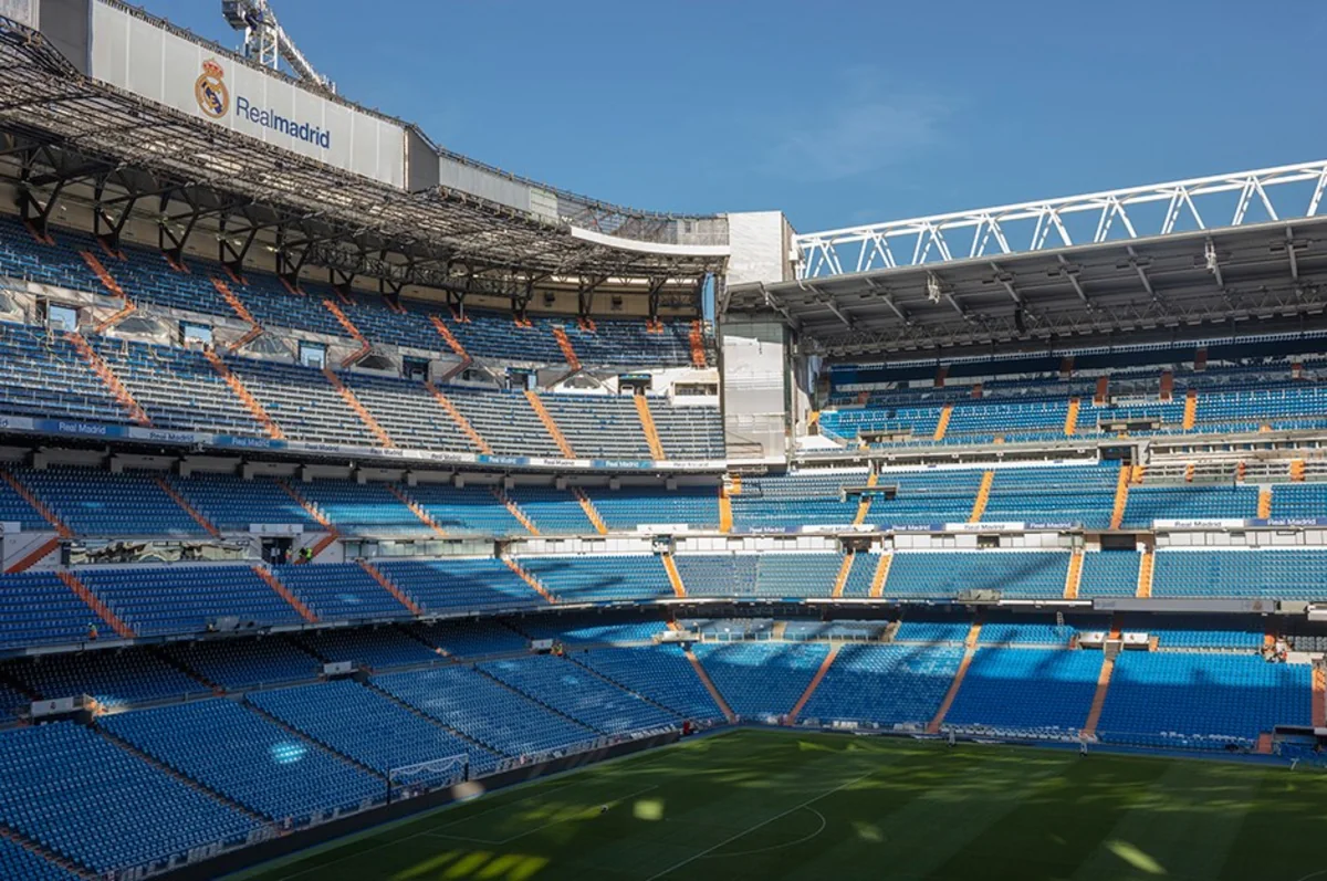 Real Madridin stadionunda yanğın oldu