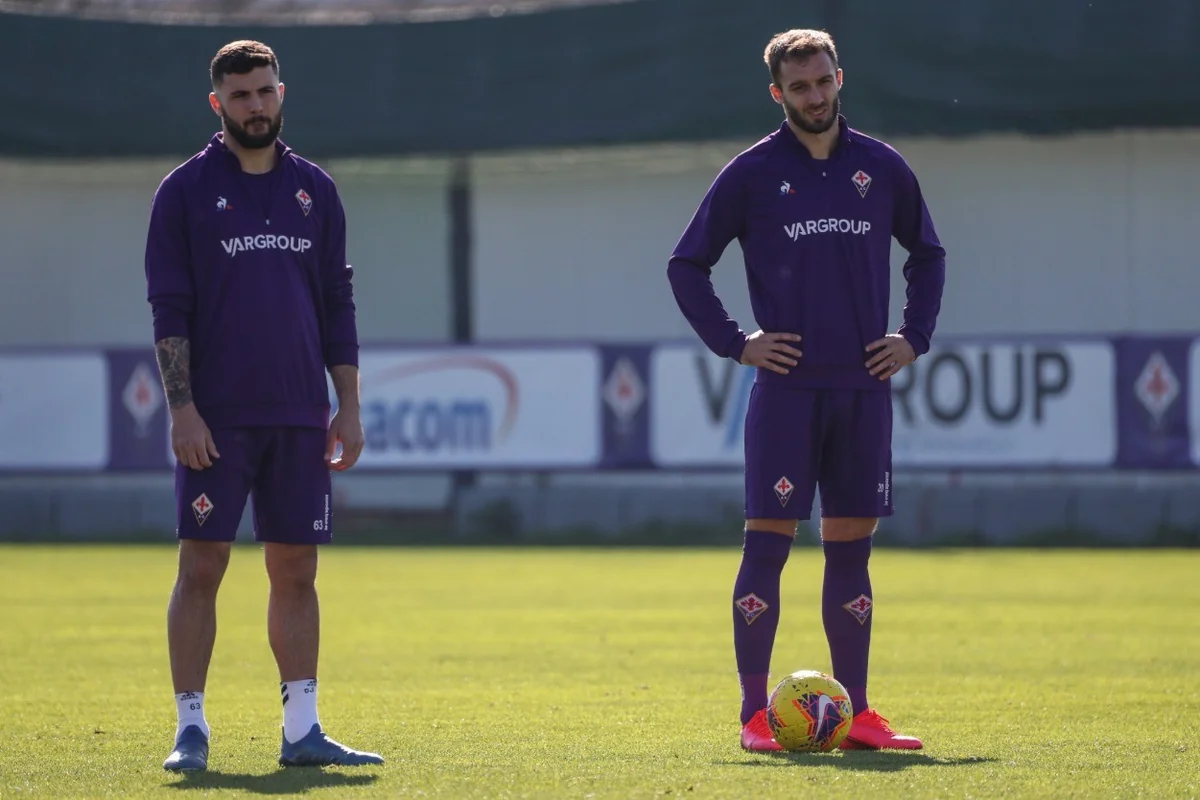 Fiorentinanın daha iki futbolçusu koronavirusa yoluxdu