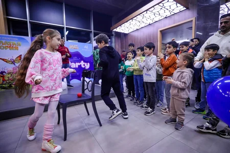 CinemaPlus Bakıxanov Mall-da uşaqlar üçün bayram şənliyi keçirib